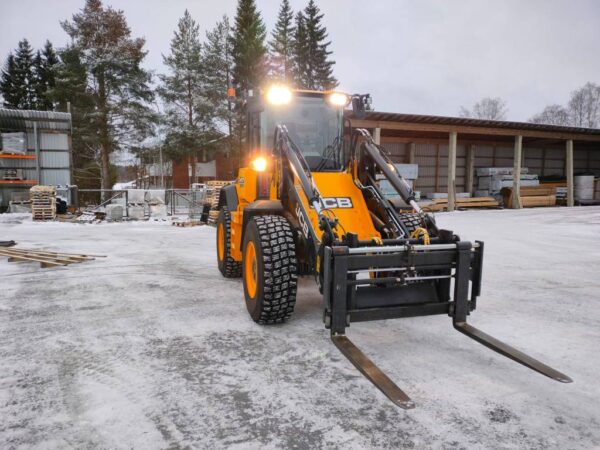 JCB 417 HT Pyöräkuormaaja - Image 4