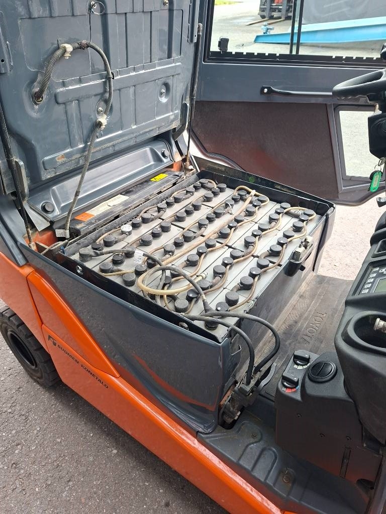 Toyota 8FBMK20T sähkötrukki - Image 13