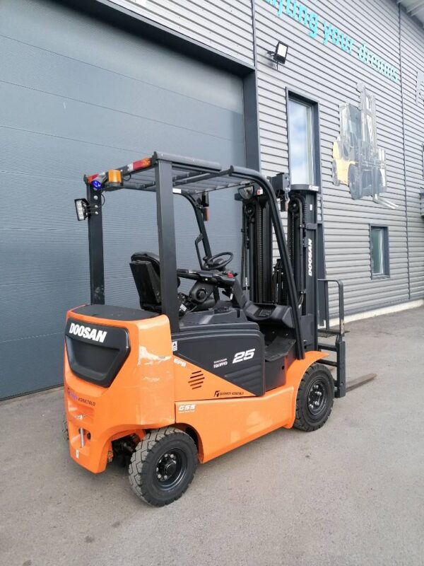Doosan B 25 NS - Image 3