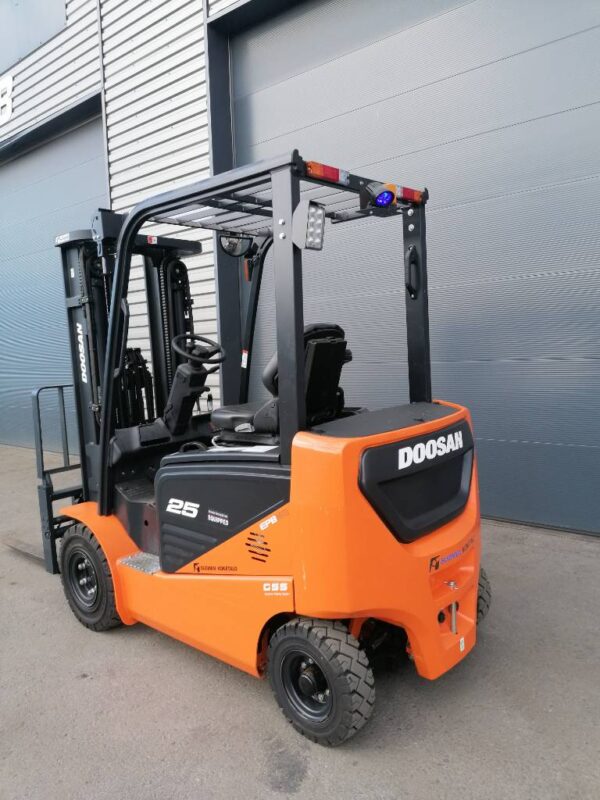 Doosan B 25 NS - Image 4