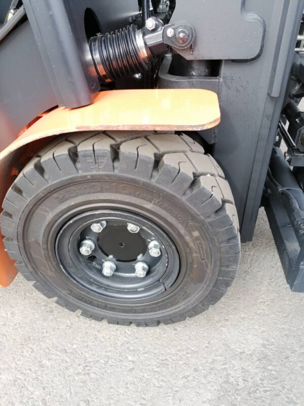Doosan B 25 NS - Image 8