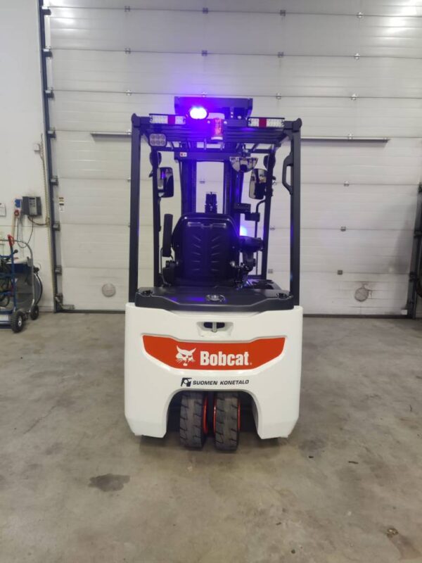 Bobcat B20T-7 (Esillä Kokkolan Kevätpäivillä) - Image 3