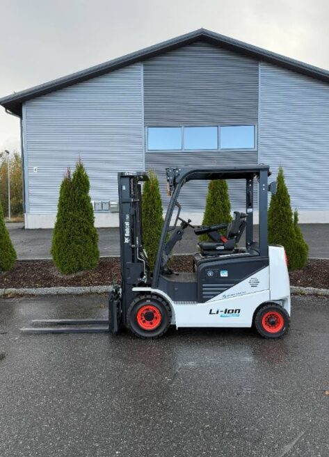 Myydään Bobcat B25NS Li-ion Sähkötrukki