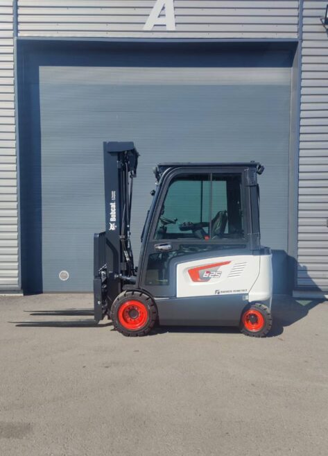Myydään Bobcat B25X-7 PLUS Sähkötrukki