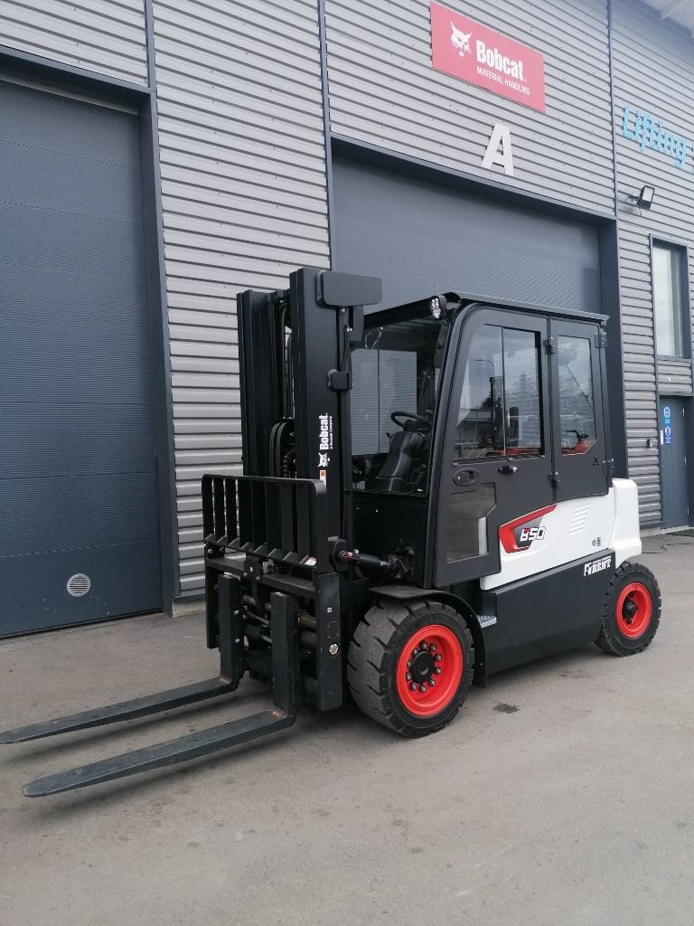 Myydään Bobcat B50X-7 Sähkötrukki - RENT