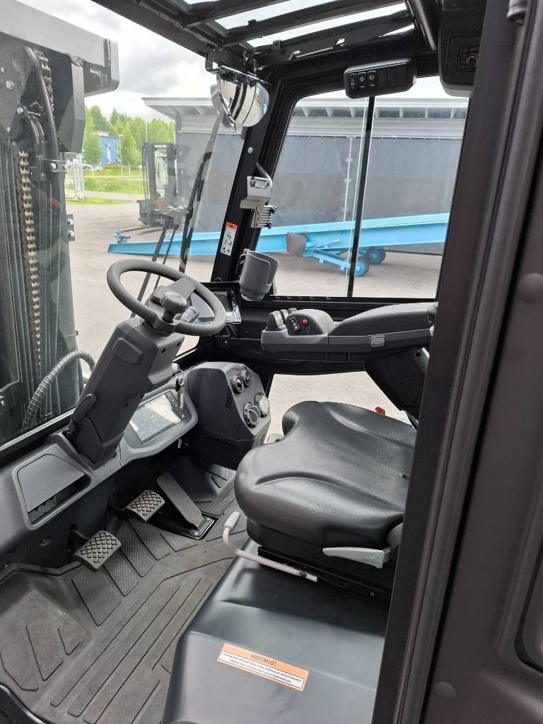 Bobcat D55C-9 Dieseltrukki - Image 5