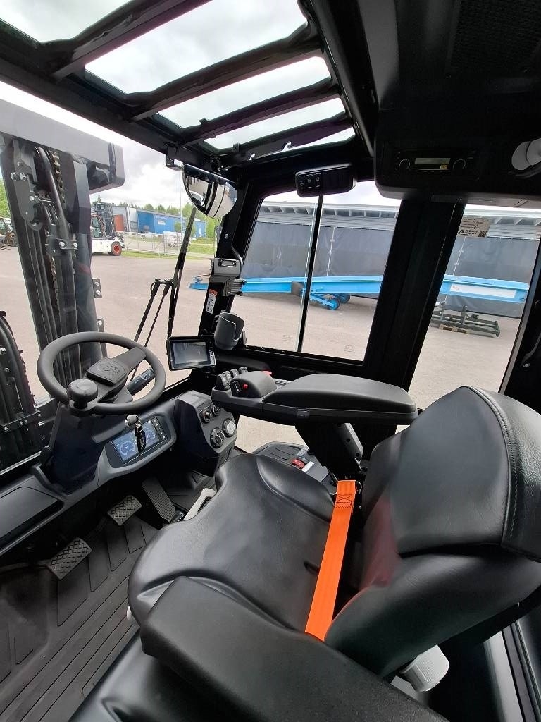 Bobcat D55C-9 Dieseltrukki - Image 6