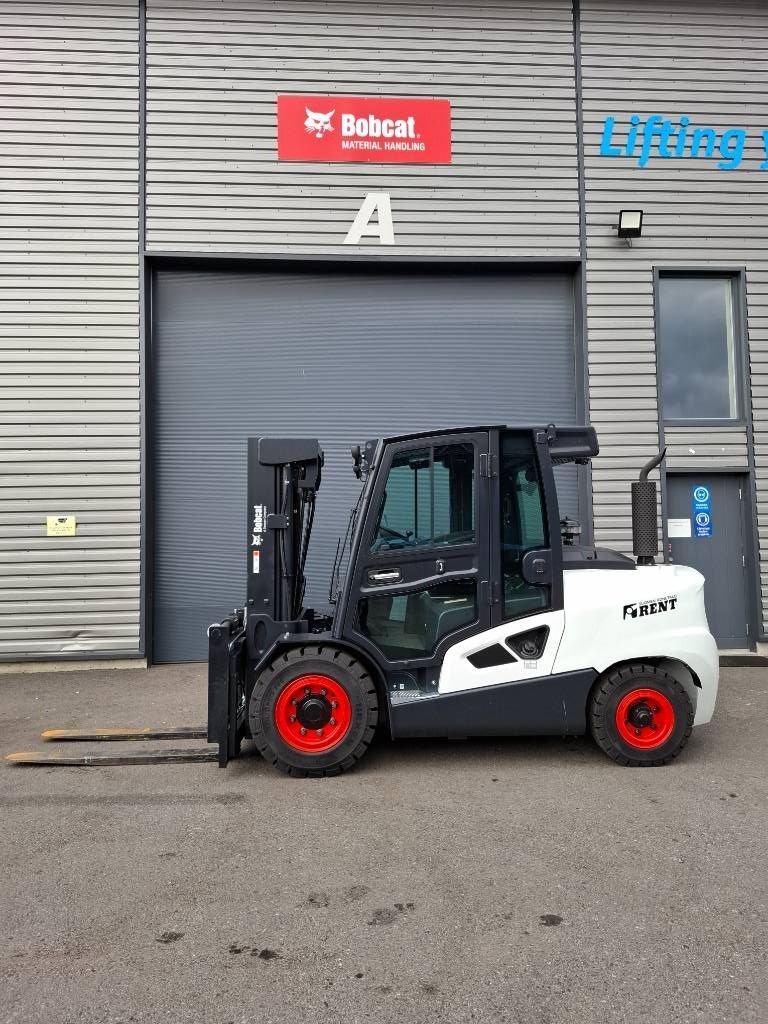 Myydään Bobcat D55C-9 Dieseltrukki