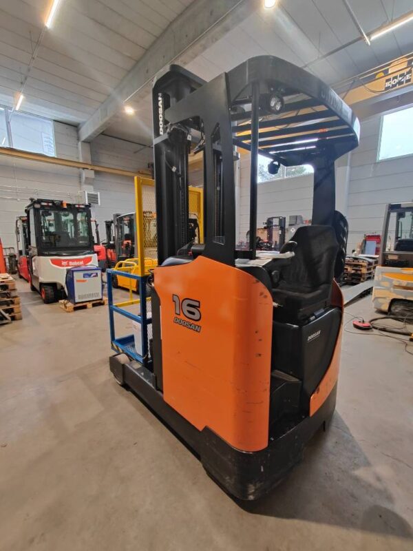 Doosan BR16JW-7 PLUS (vain 558 h) työntömastotrukki - Image 3