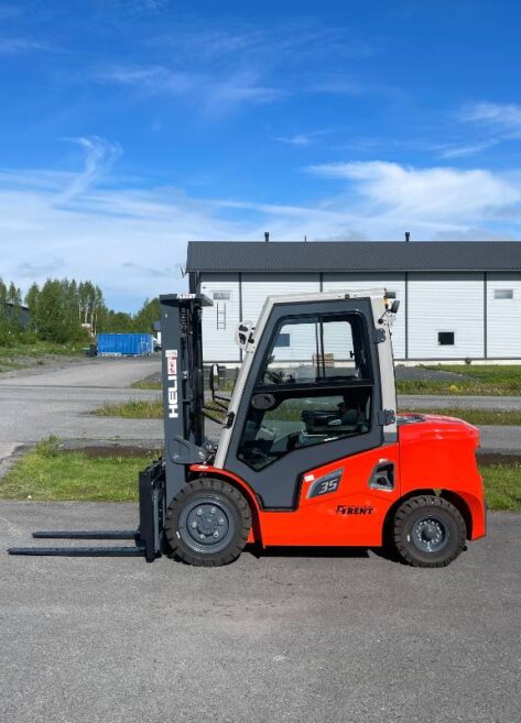 Myydään Heli CPCD35-KU24HG3 Dieseltrukki