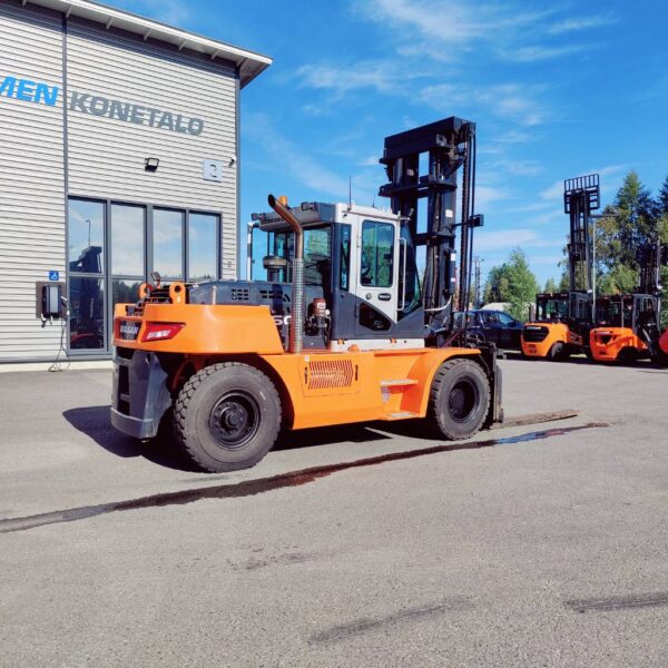 Doosan D160S -7 Vastapainotrukki - Image 2