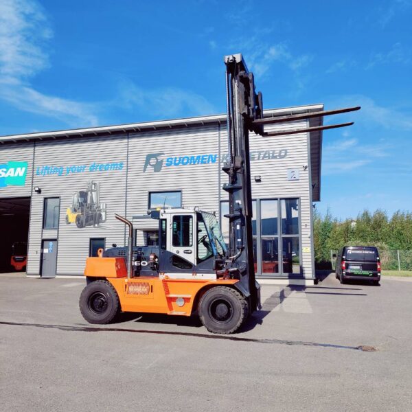 Doosan D160S -7 Vastapainotrukki - Image 26