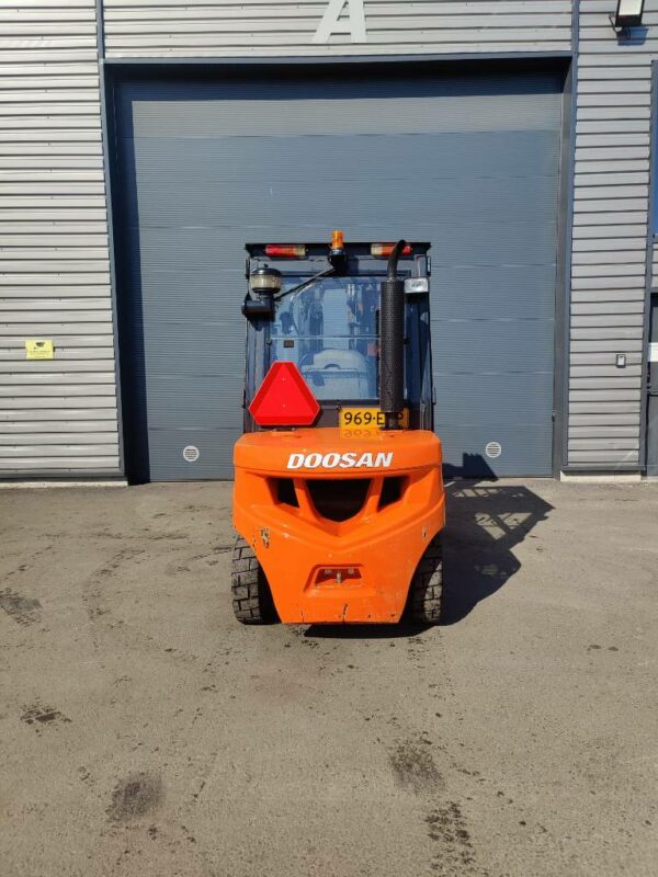 Doosan D30GP Dieseltrukki - Image 4