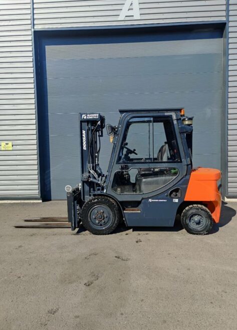 Myydään Doosan D30GP Dieseltrukki