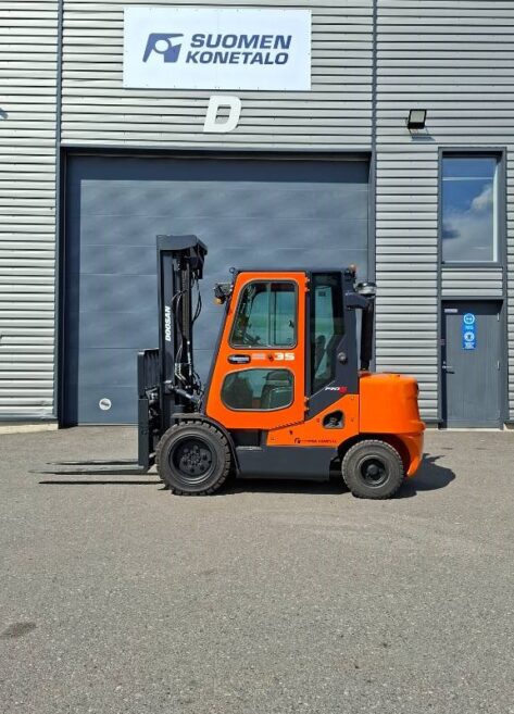 Myydään Doosan D35C-5 Dieseltrukki