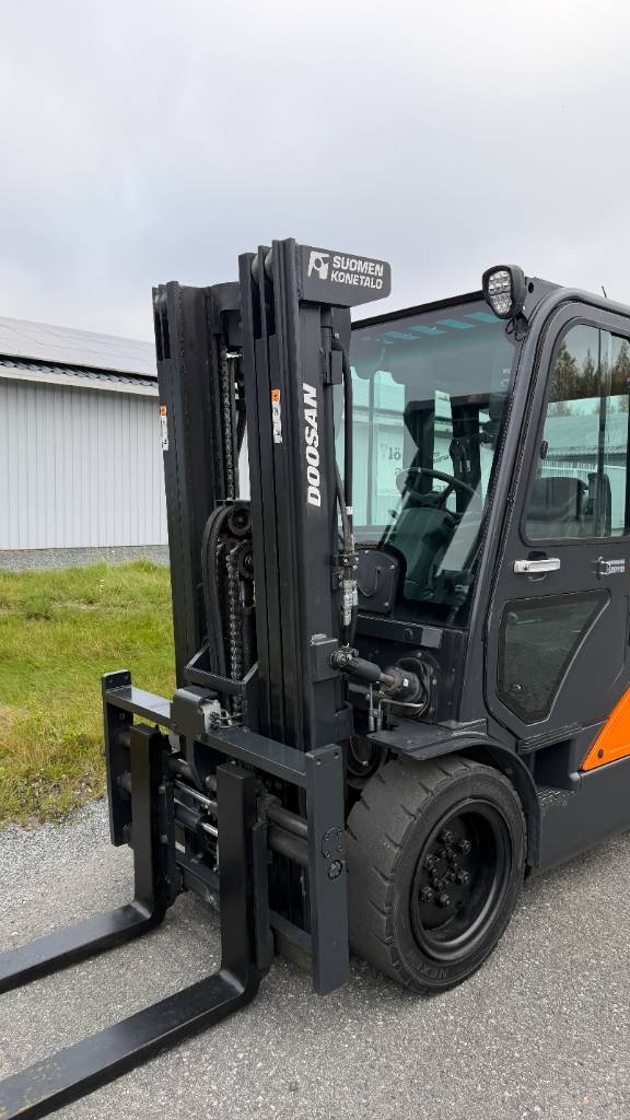 Doosan D35C-7 Dieseltrukki - Image 11