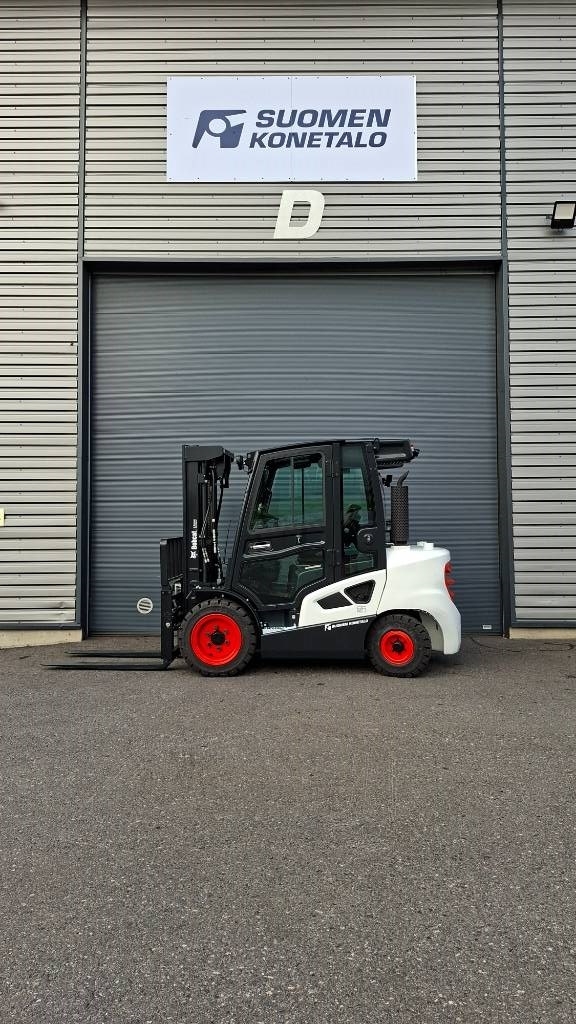 Myydään Bobcat D35C-9 dieseltrukki