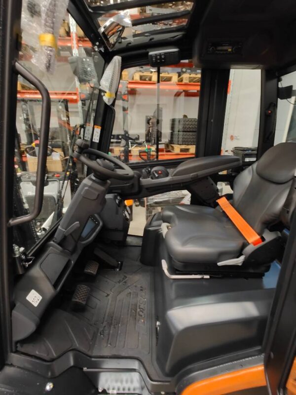 Doosan D35C-9 Dieselvastapainotrukki - Image 5