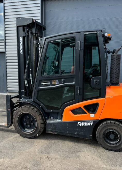 Myydään Doosan D35C-9 (Vuokrakone Ylöjärvi)