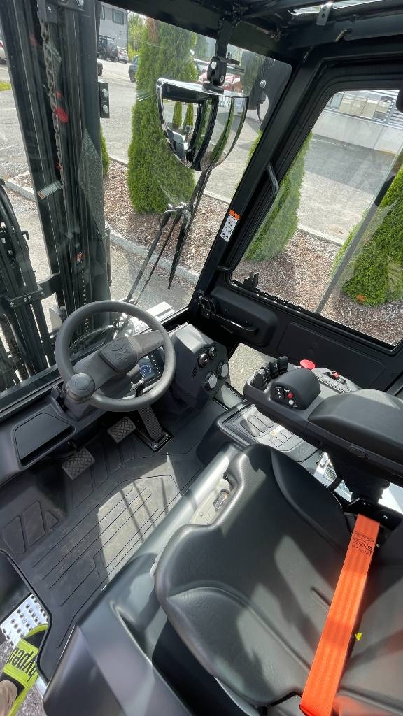 Bobcat D55SC-9 Dieseltrukki - Image 14