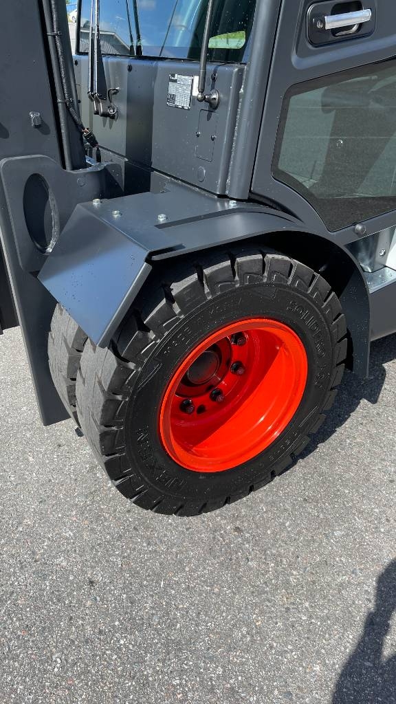 Bobcat D55SC-9 Dieseltrukki (Tulossa!) - Image 6