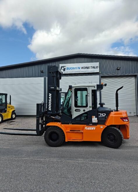 Myydään Doosan D70S-7 dieseltrukki