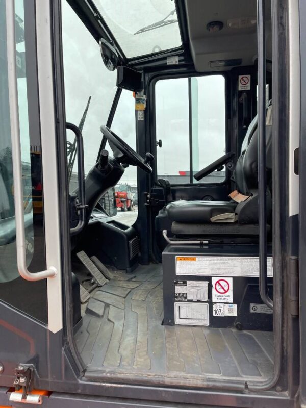 Doosan D90S-7 Dieseltrukki (Koeajossa) - Image 12