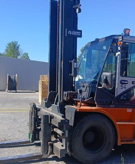Myydään Doosan D90S-7 (Tulossa lokakuussa)