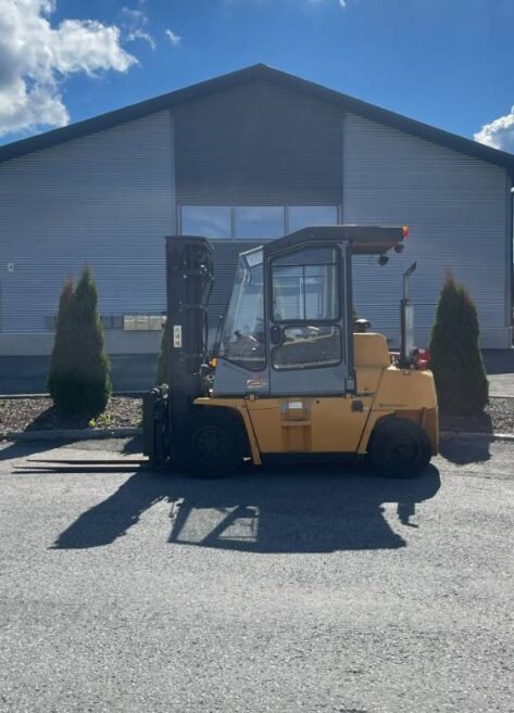Myydään Kalmar DCE55-6HM Dieseltrukki