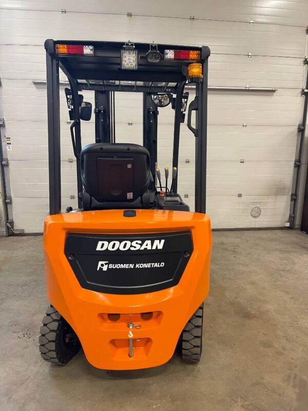 Doosan B20NSC Sähkövastapainotrukki - Image 3