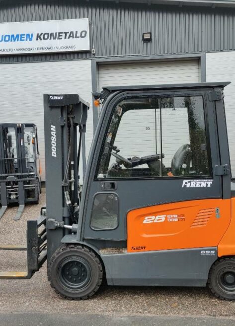 Myydään Doosan B25X-7 Sähkötrukki