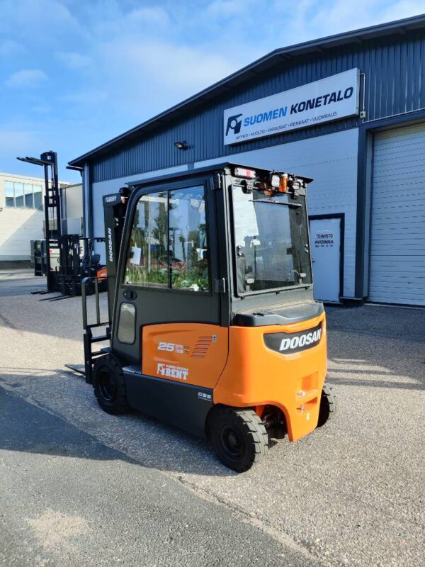 Doosan B25X-7 Sähkötrukki - Image 2