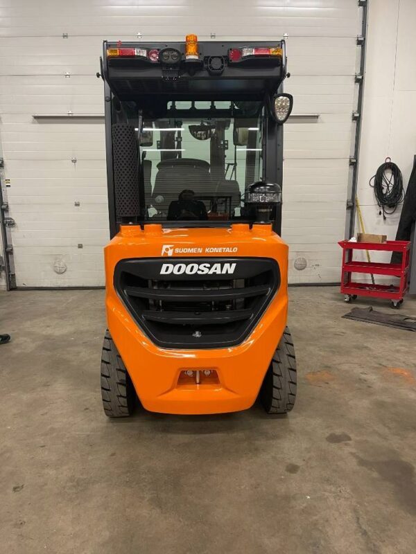 Doosan D25S-9 Diesel - Image 4