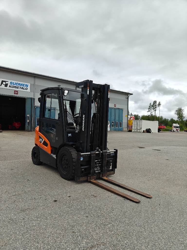 Doosan D25S-9 Diesel - Image 13