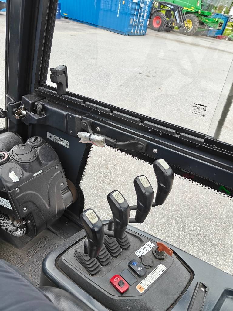 Doosan D25S-9 Diesel - Image 9