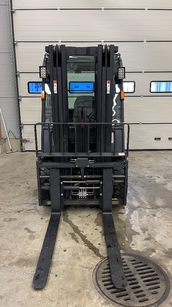 Doosan D35NXP vastapainotrukki - Image 4