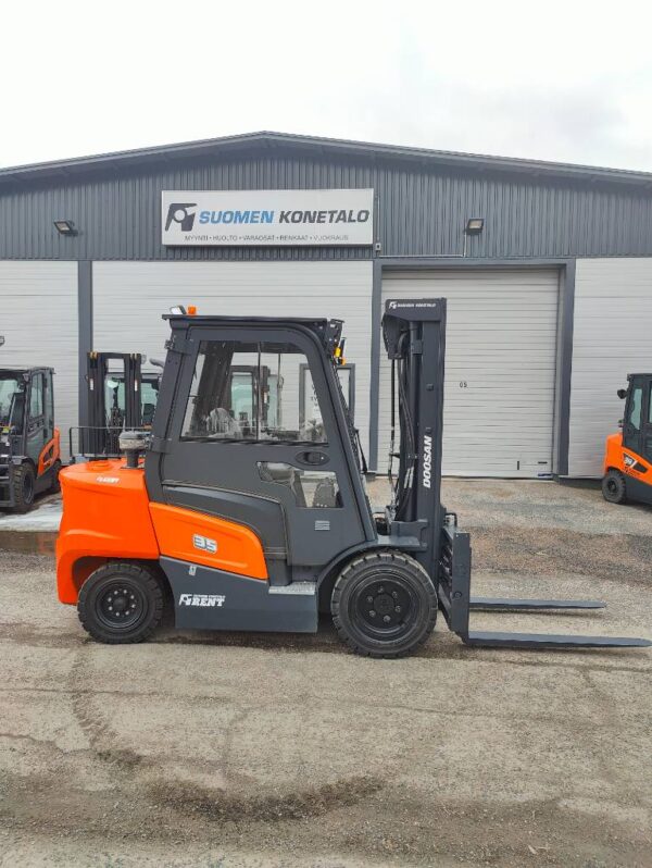 Doosan D35NXS Dieseltrukki - Image 2