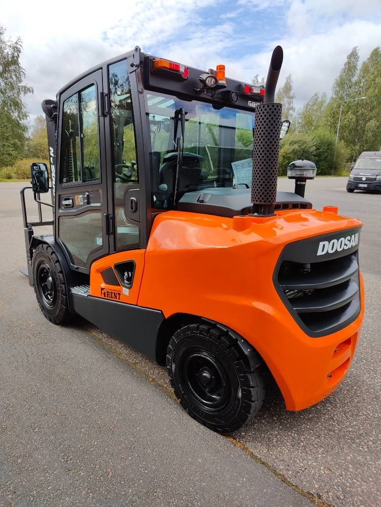 Doosan D50SC-9 Diesel - Image 7