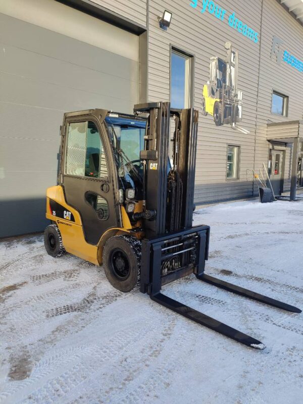 CAT DP25N Dieseltrukki - Image 6