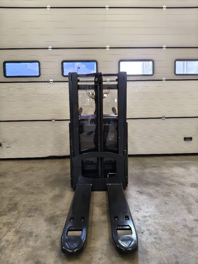 Crown DT3040 - Image 4