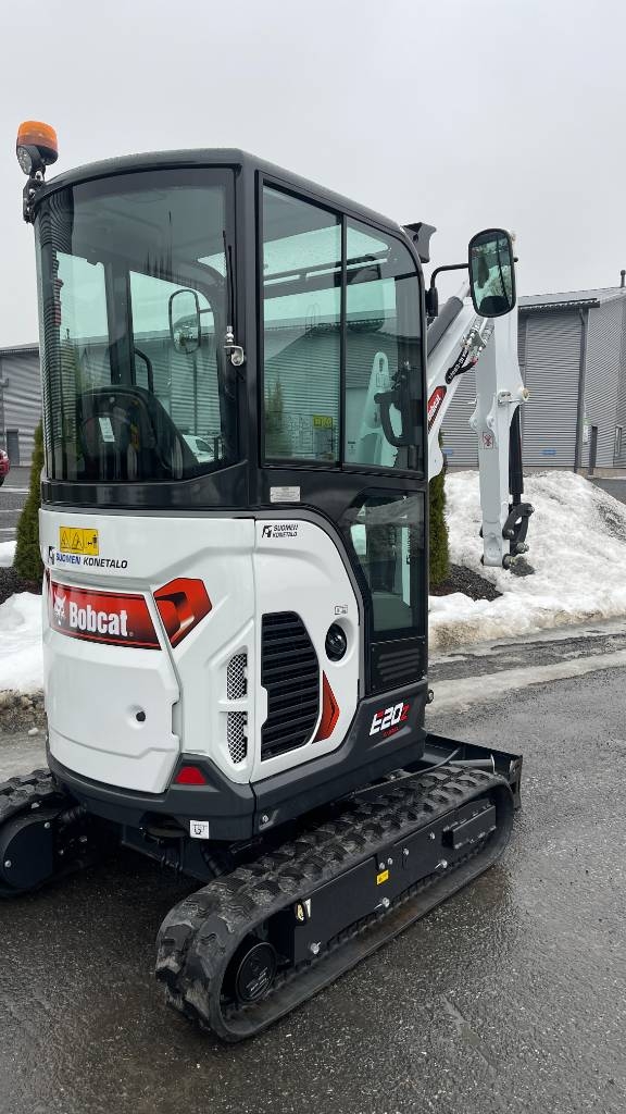 Bobcat E20z Kallistuvalla liittimellä - Image 13