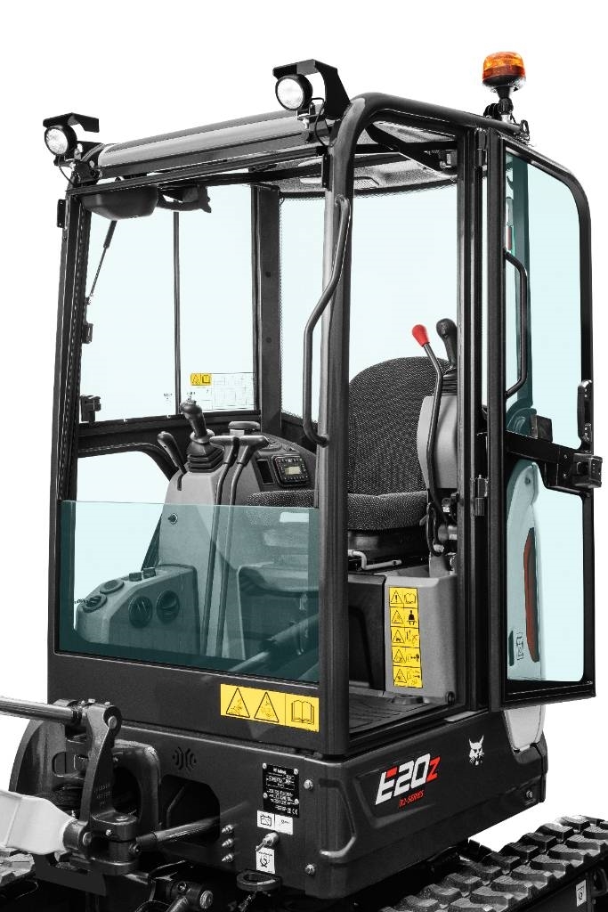Bobcat E20z Kallistuvalla liittimellä - Image 28