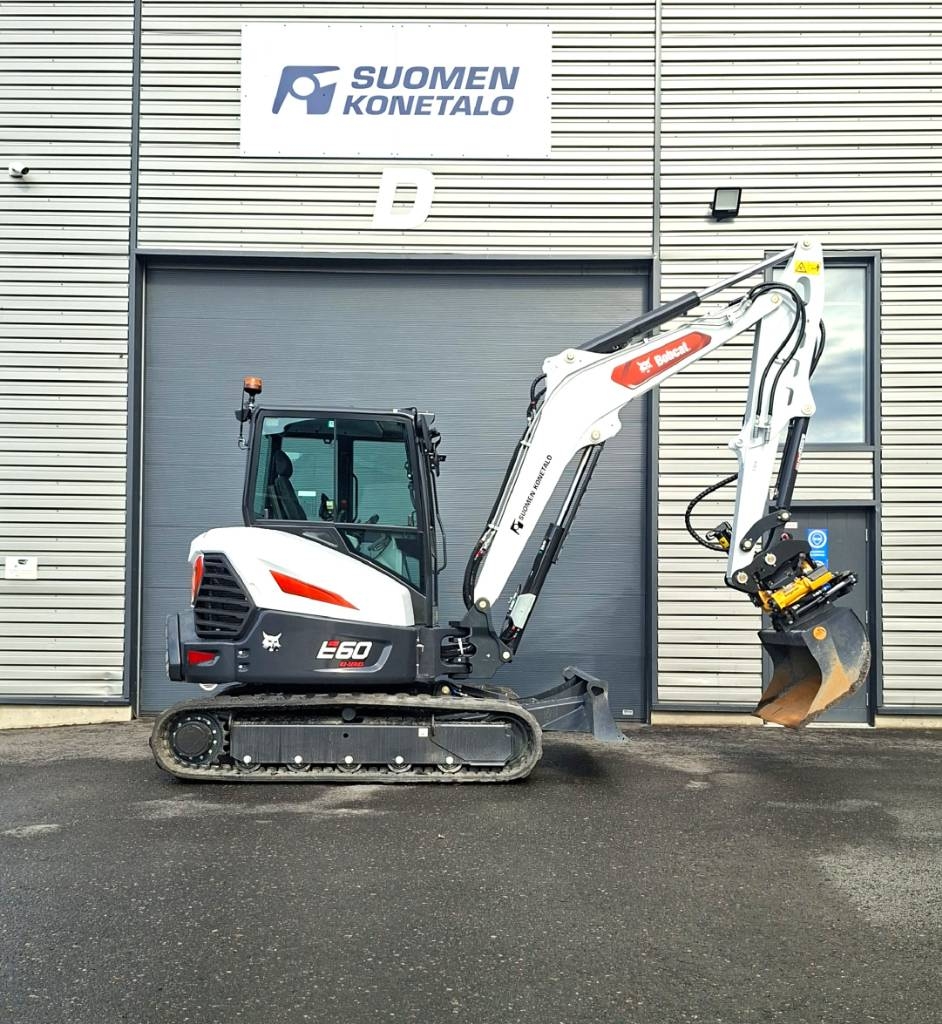 Bobcat E60 kaivinkone Engcon pyörittäjällä - Image 2