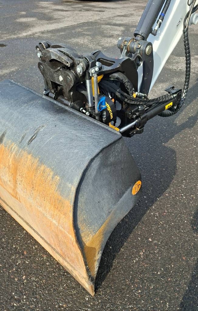 Bobcat E60 kaivinkone Engcon pyörittäjällä - Image 16