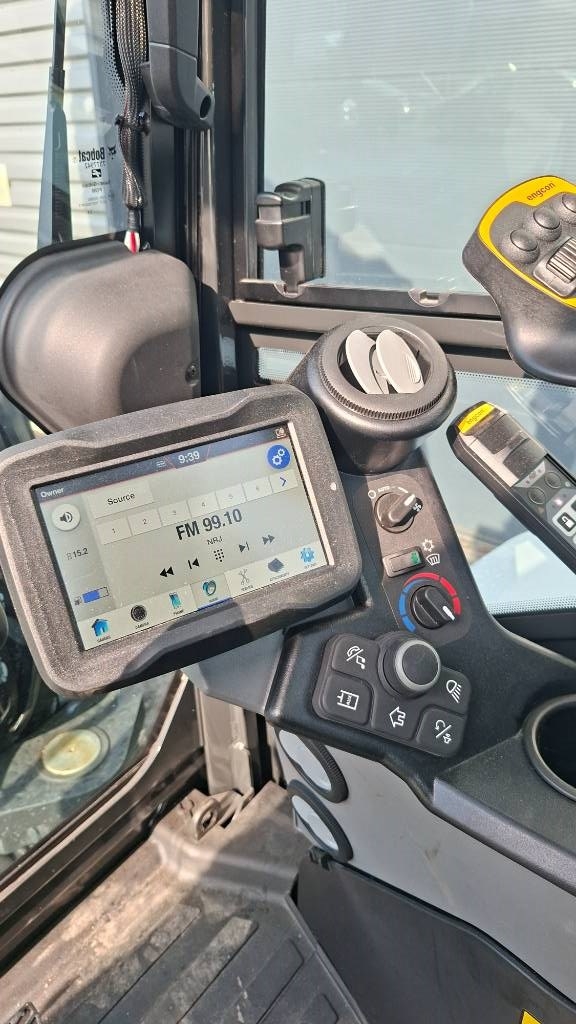 Bobcat E60 kaivinkone Engcon pyörittäjällä - Image 18