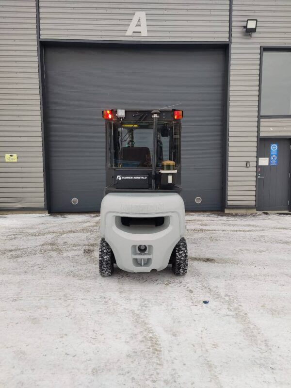 Nissan FD02A250 Dieseltrukki - Image 4
