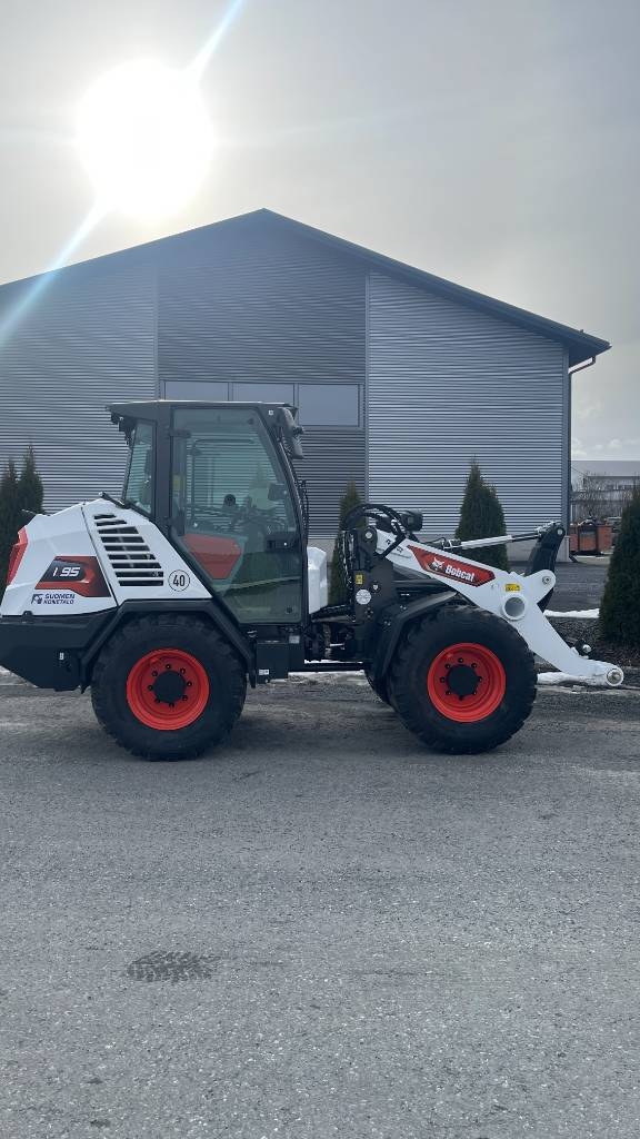 Bobcat L95 Pyöräkuormaaja - Image 2