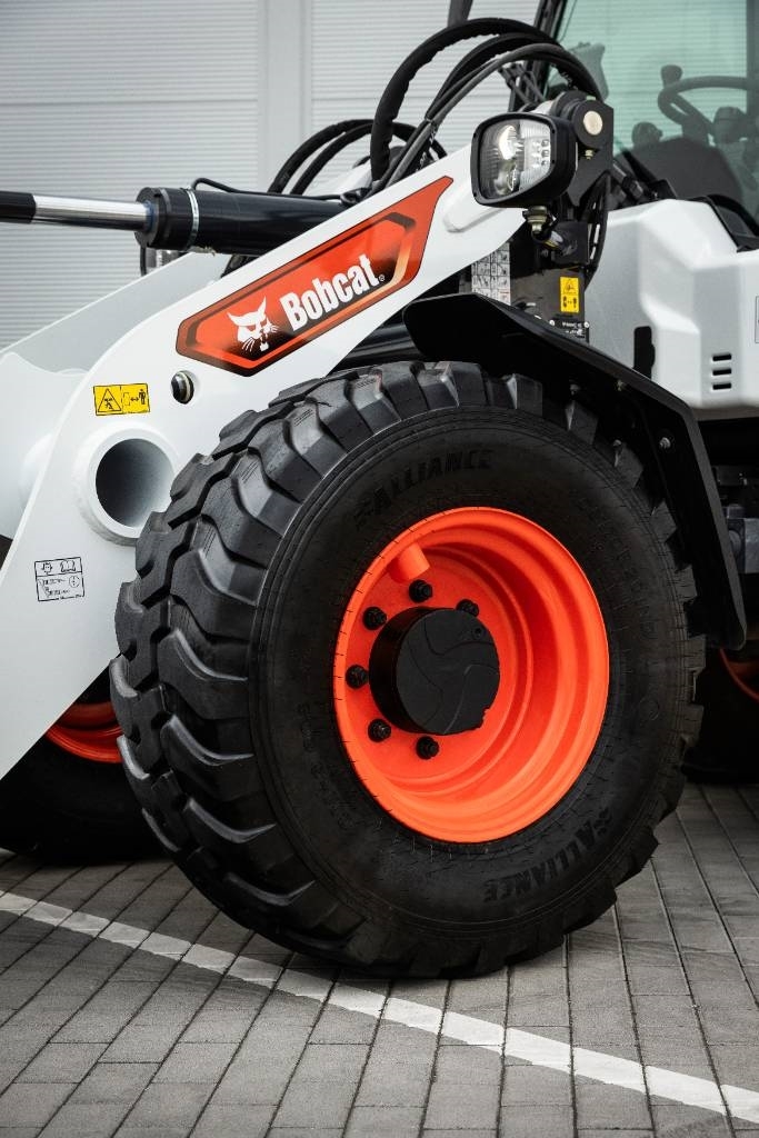 Bobcat L95 Pyöräkuormaaja - Image 31