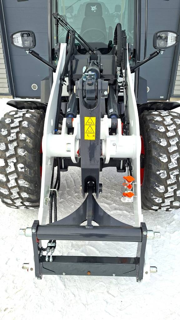 Bobcat L95 Pyöräkuormaaja RENT - Image 9