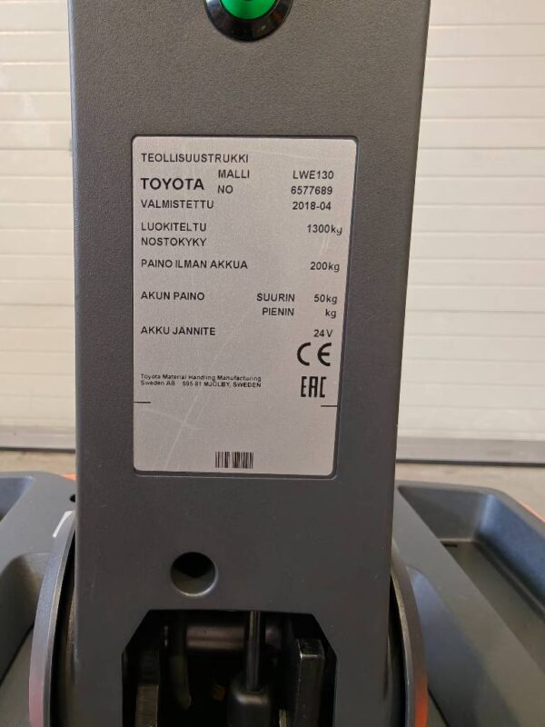 Toyota LWE130 lavansiirtovaunu - Image 7